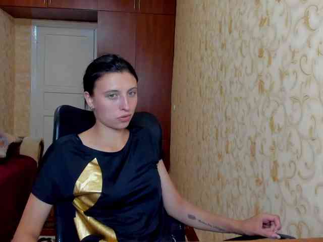 MilaBels webcam