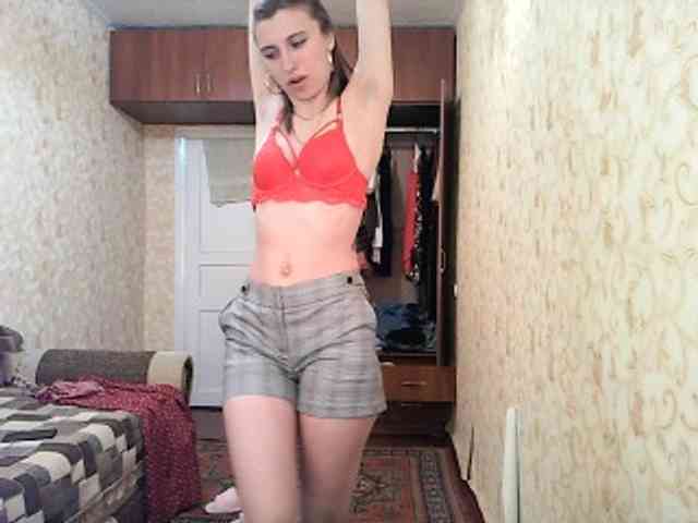MilaBels webcam