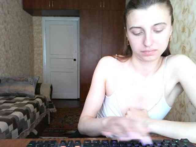 MilaBels webcam