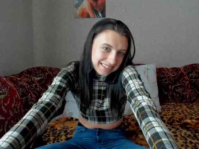 MilaBels webcam