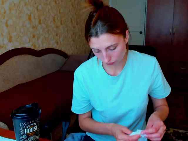 MilaBels webcam