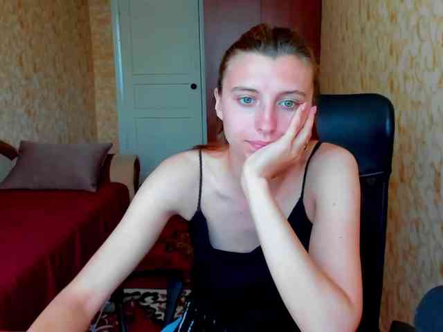 MilaBels webcam