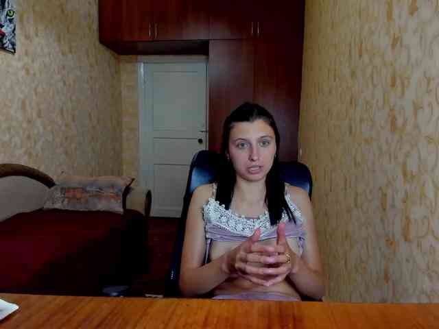 MilaBels webcam
