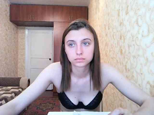 MilaBels webcam