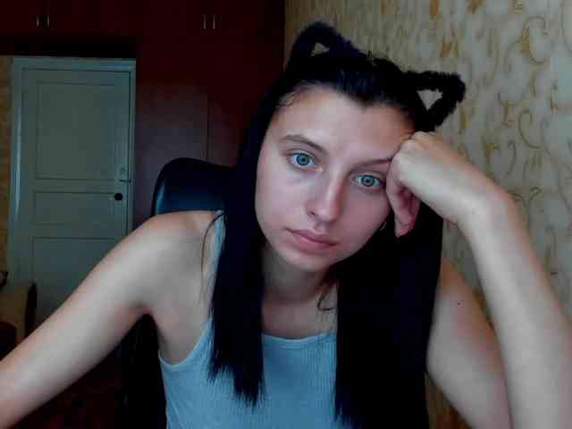 MilaBels webcam