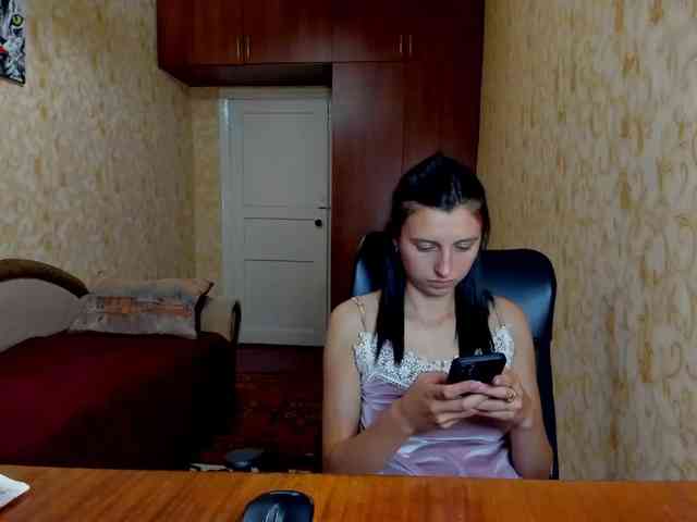 MilaBels webcam