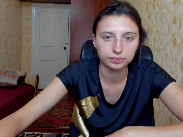 MilaBels webcam
