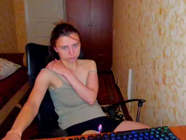 MilaBels webcam
