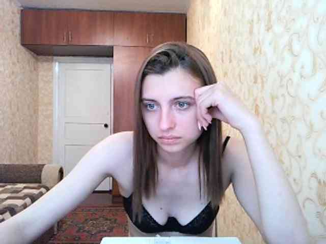 MilaBels webcam
