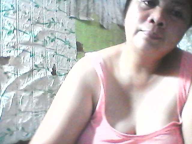 sweetthoney09 live cam on BongaCams