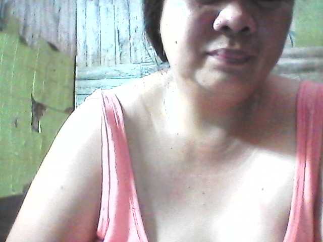 sweetthoney09 live cam on BongaCams