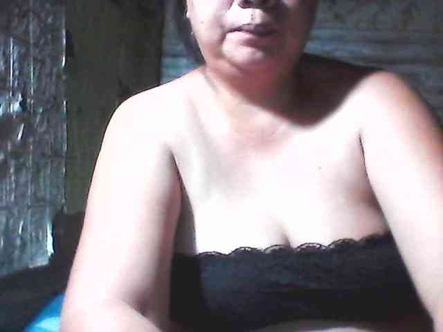 sweetthoney09 webcam