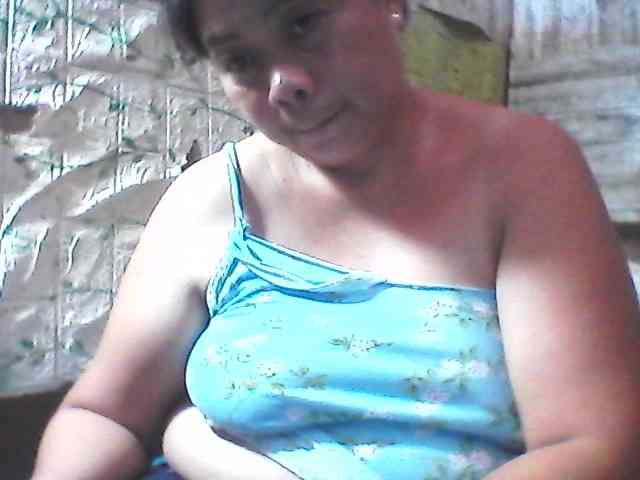 sweetthoney09 webcam