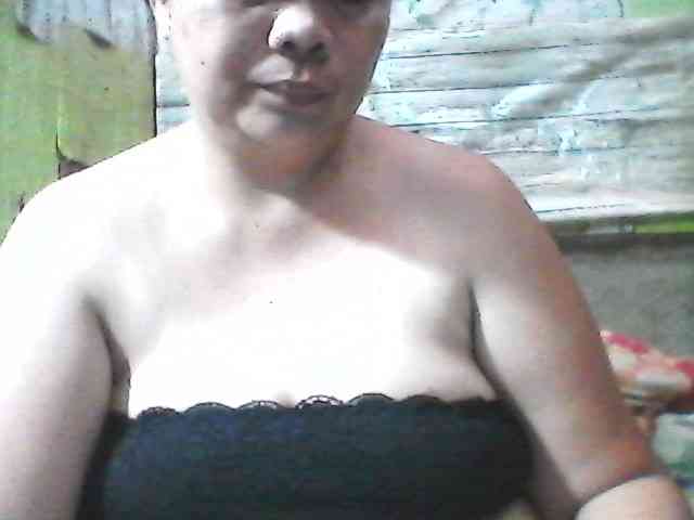 sweetthoney09 webcam