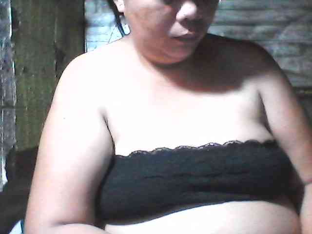 sweetthoney09 webcam