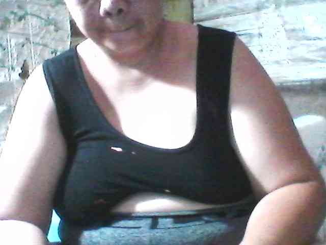 sweetthoney09 webcam
