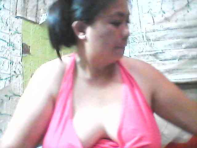 sweetthoney09 webcam