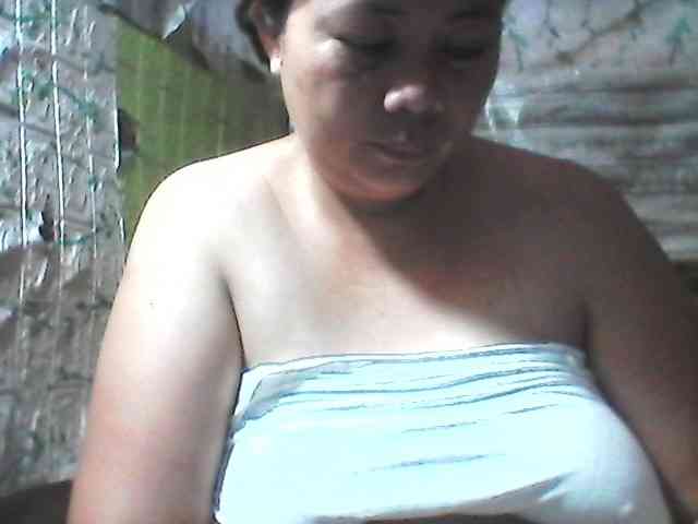 sweetthoney09 webcam
