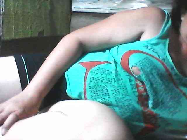 sweetthoney09 webcam