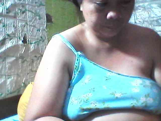 sweetthoney09 webcam