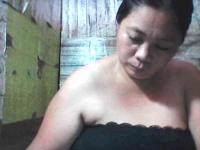 sweetthoney09 webcam