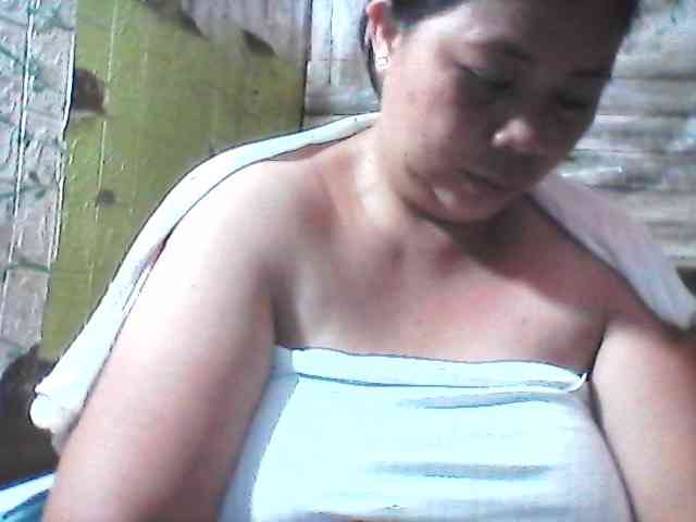 sweetthoney09 webcam