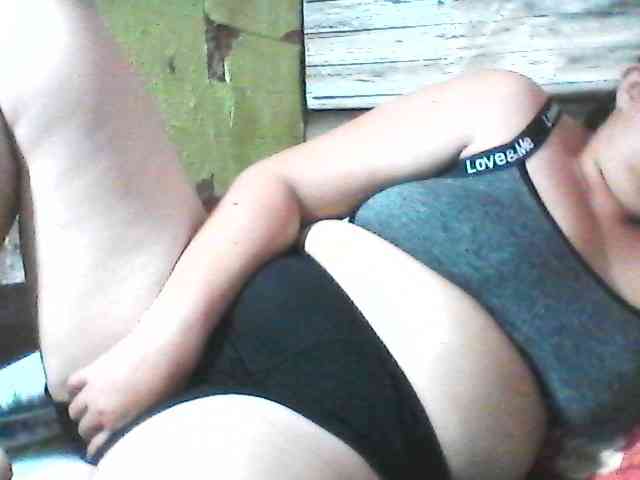 sweetthoney09 webcam