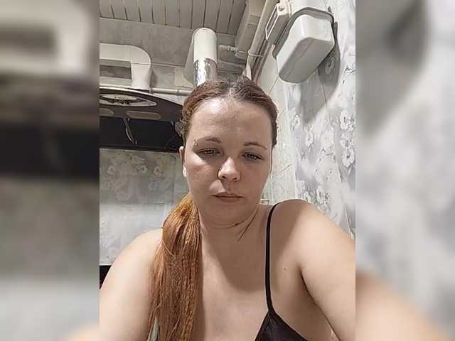 MmmKonFetkA live cam preview