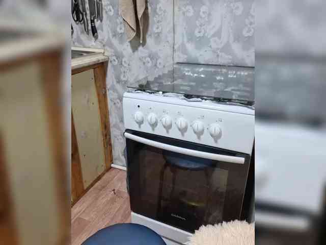 MmmKonFetkA webcam