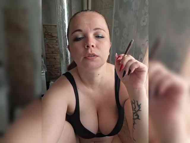 MmmKonFetkA webcam