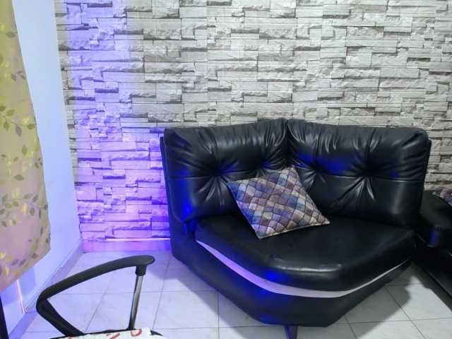 paula-ross live cam on BongaCams
