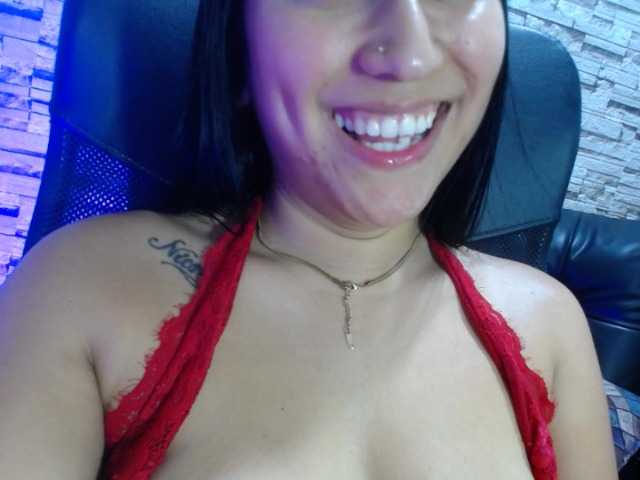 paula-ross live cam on BongaCams