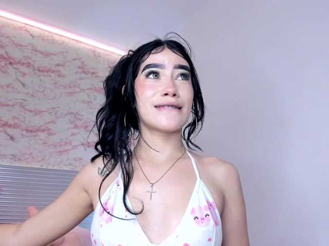 mia-velvet's BongaCams show and profile