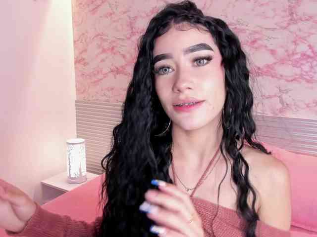 mia-velvet webcam