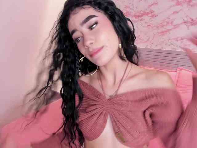 Modella: mia-velvet