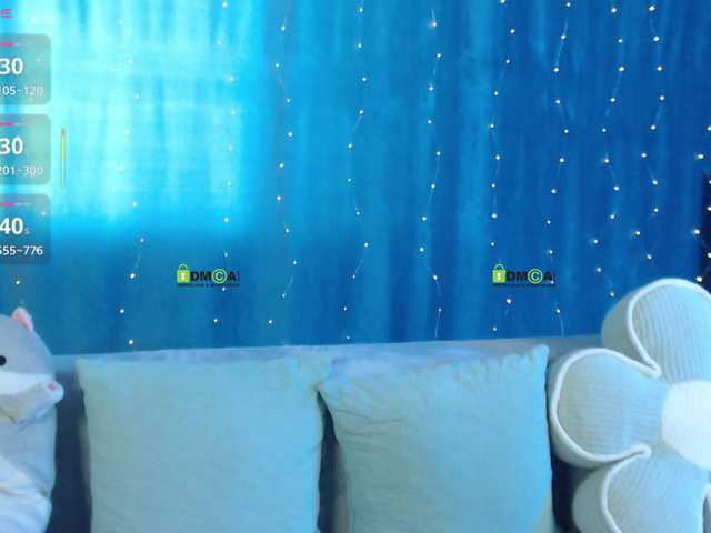 -Moonlyss- live cam on BongaCams
