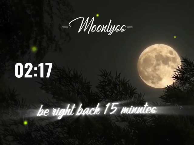 -Moonlyss- live cam on BongaCams
