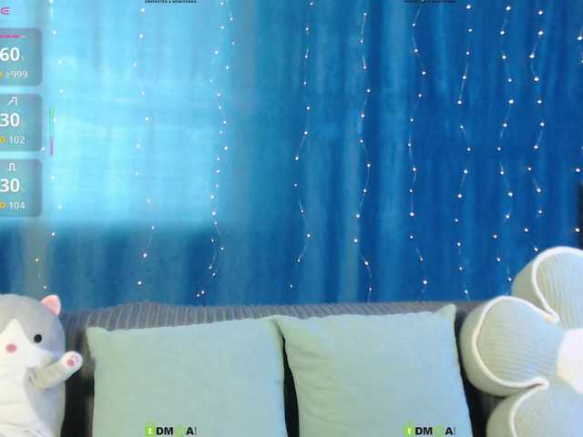 -Moonlyss- live cam on BongaCams