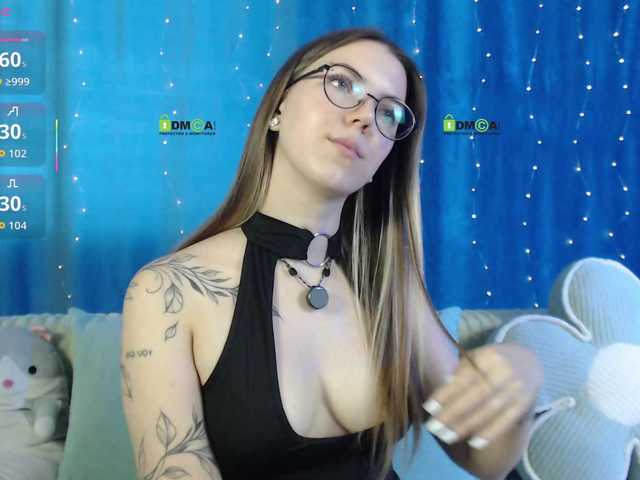-Moonlyss- live cam on BongaCams