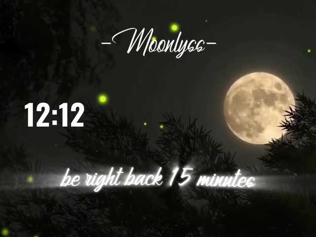 -Moonlyss- — live female cam