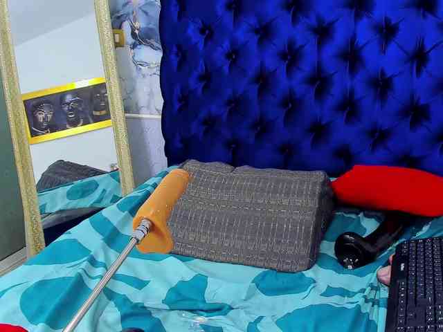 EBONY-SWEEET webcam