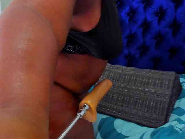 EBONY-SWEEET webcam