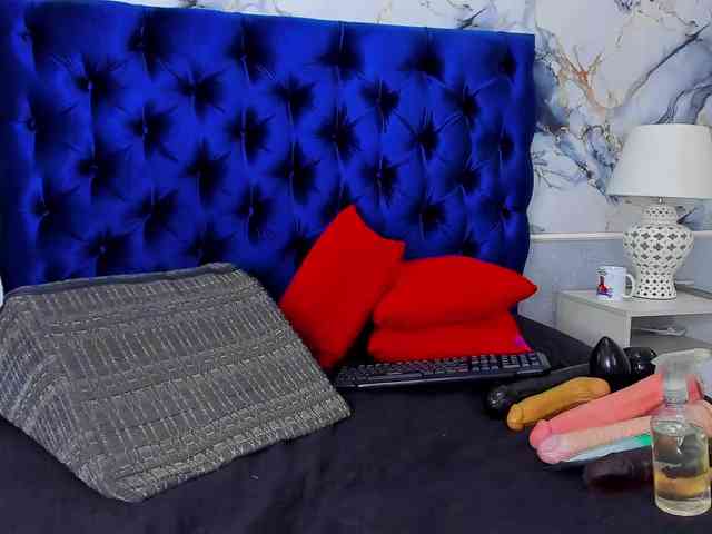 EBONY-SWEEET webcam