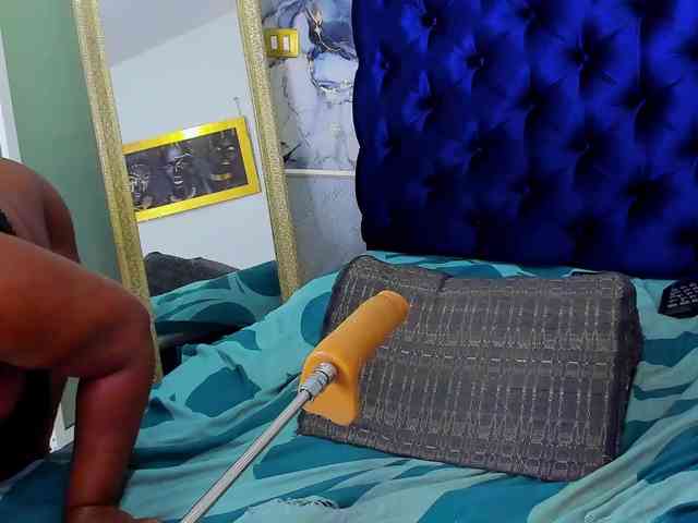 EBONY-SWEEET webcam