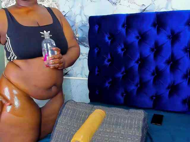 EBONY-SWEEET webcam