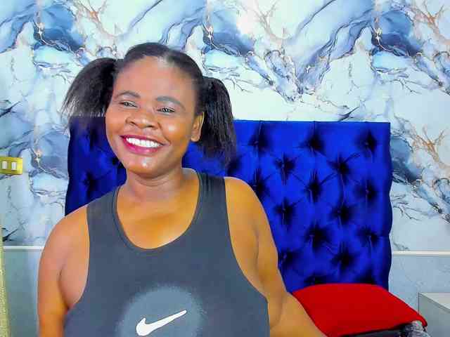 EBONY-SWEEET webcam