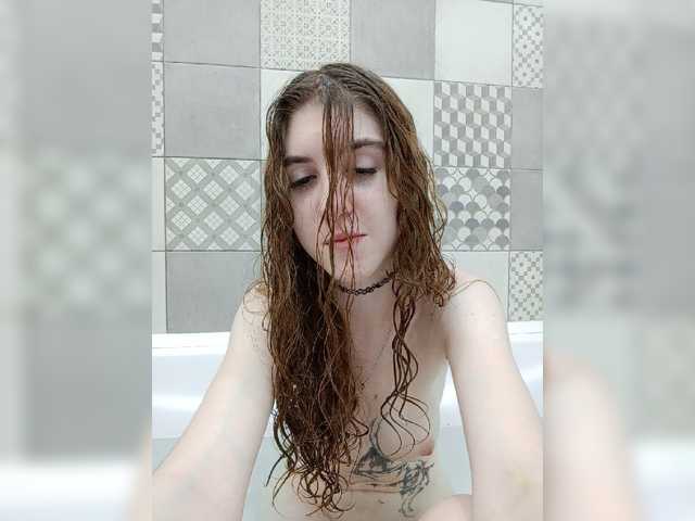 Mirusya live cam on BongaCams