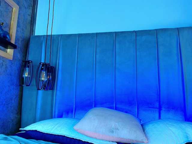 Ariia-Sweett live cam on BongaCams