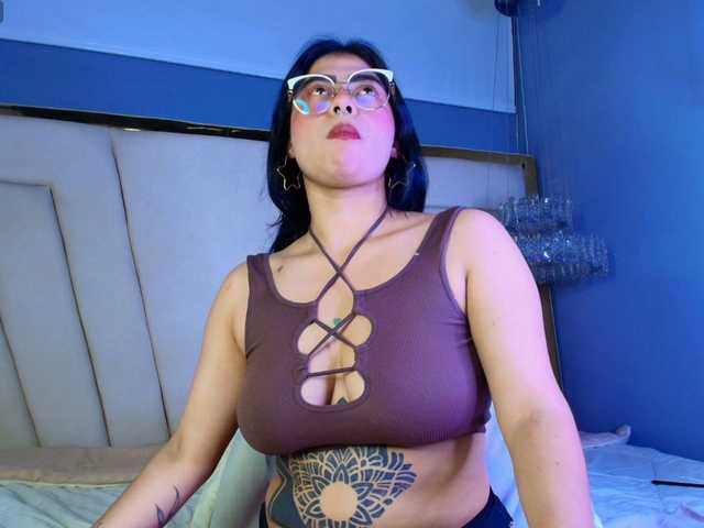 Ariia-Sweett live cam preview