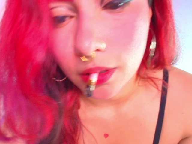Ariia-Sweett live cam on BongaCams